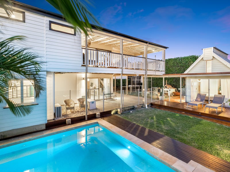 10 Loudon Street, Sandgate, QLD 4017 - realestate.com.au