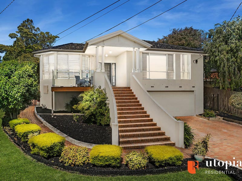 30 Edward Road, Chirnside Park, VIC 3116