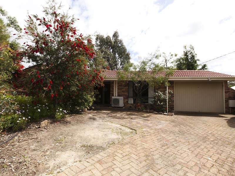 97 Buckingham Road, Swan View, WA 6056