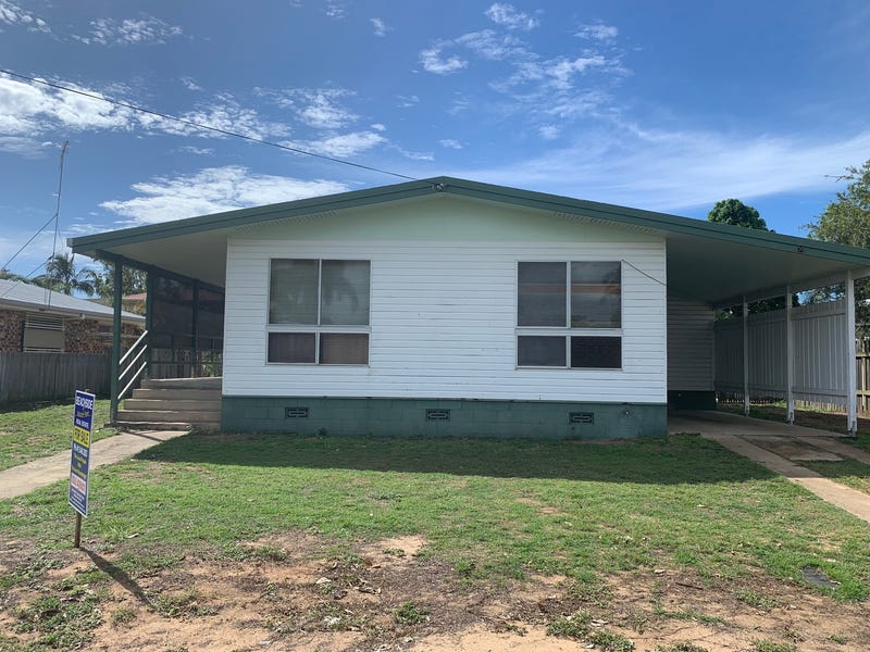 24 Palm Court, Moore Park Beach, QLD 4670