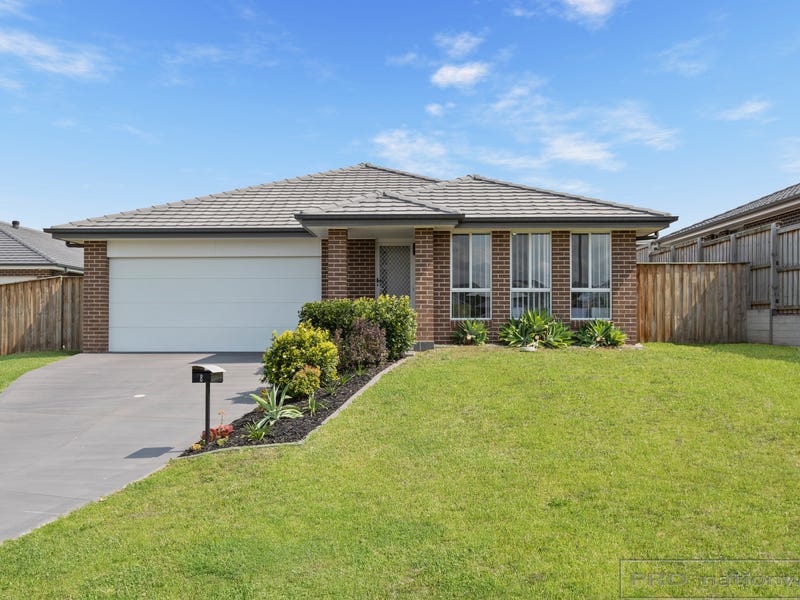 8 Hillcrest Drive, Gillieston Heights, NSW 2321 - realestate.com.au