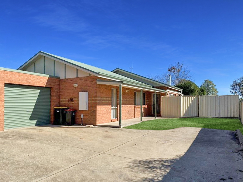 2/37 Somerset Cres, Mansfield, VIC 3722