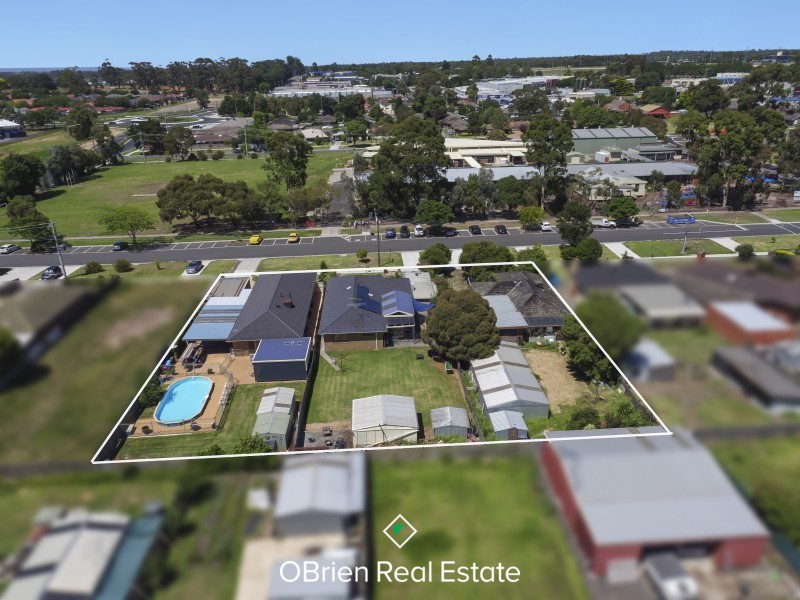 3741 Bakewell Street, Cranbourne, Vic 3977 Property Details