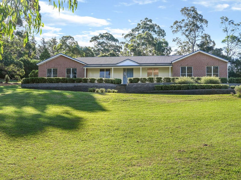 8 Hannah Court, Highfields, QLD 4352