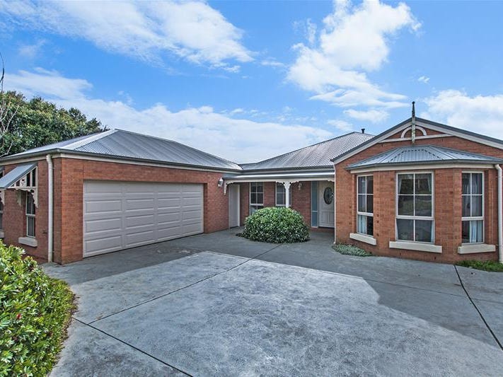 66 Clarke Street, Koroit, Vic 3282 Property Details