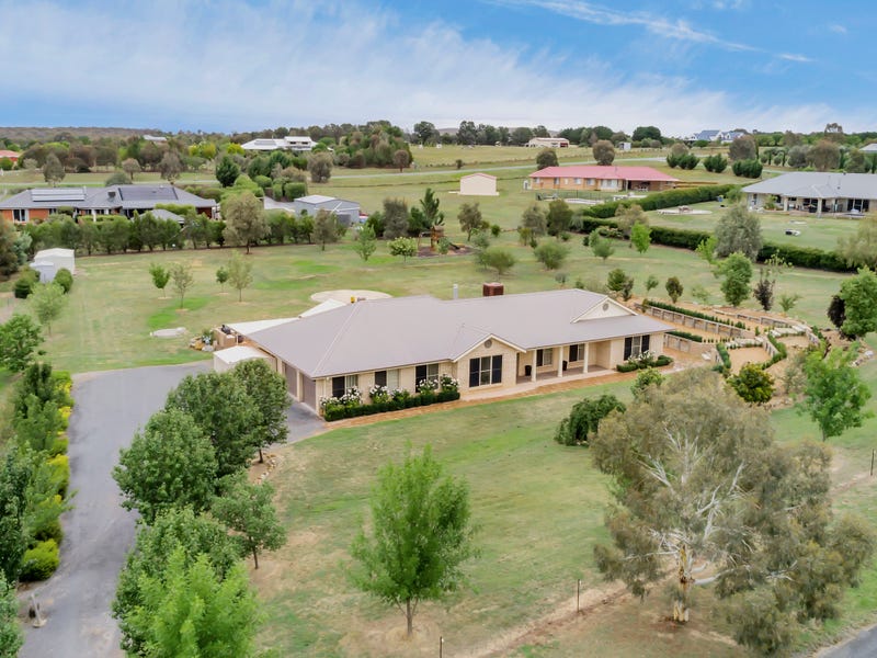 5 Barley Place, Murrumbateman, NSW 2582 Property Details