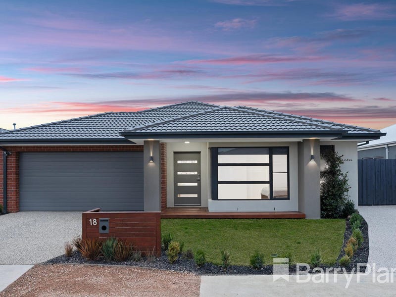 18 Burgess Avenue, Armstrong Creek, VIC 3217