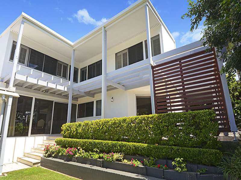 56 Creswick Street, Clayfield, Qld 4011 Property Details