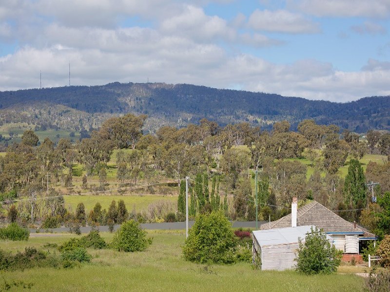 Vick Lane, Harcourt, Vic 3453 - Property Details