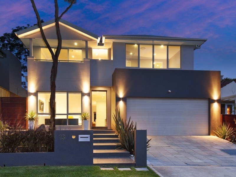 13 Castle Circuit, Seaforth, NSW 2092 Property Details