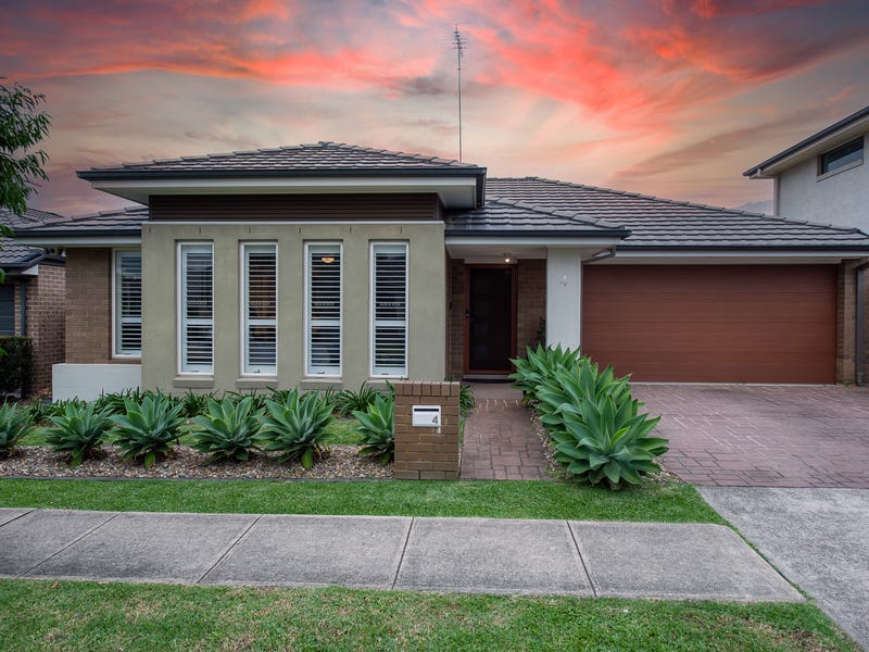 4 Mackay Circuit, Ropes Crossing, NSW 2760