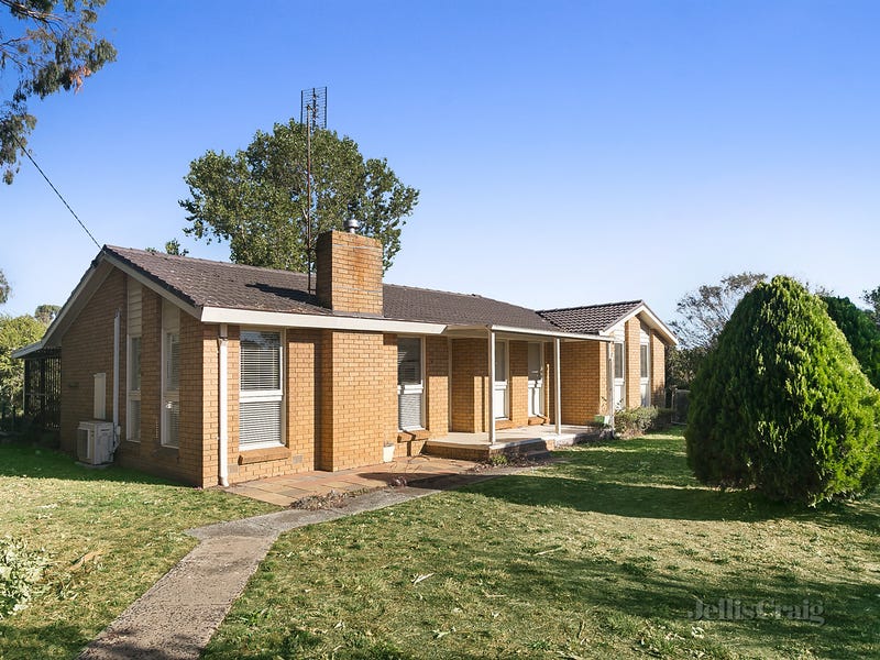 24 Service Street, Malmsbury, VIC 3446