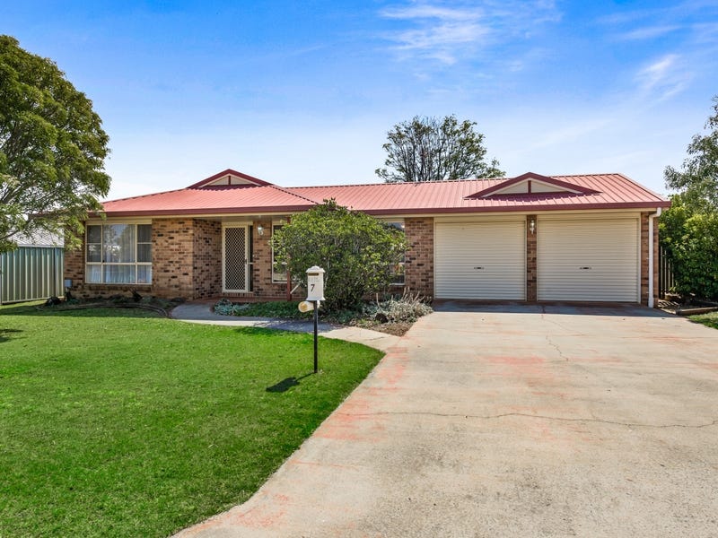 7 Connole Court, Kearneys Spring, QLD 4350 - realestate.com.au