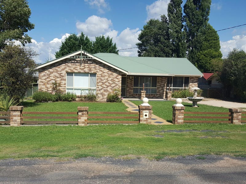 75 Manns Lane Glen Innes Nsw 2370 Realestate Com Au