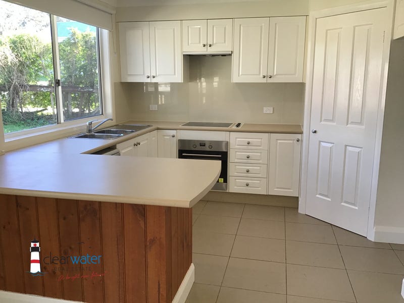 2 Luck Street, Moruya, NSW 2537