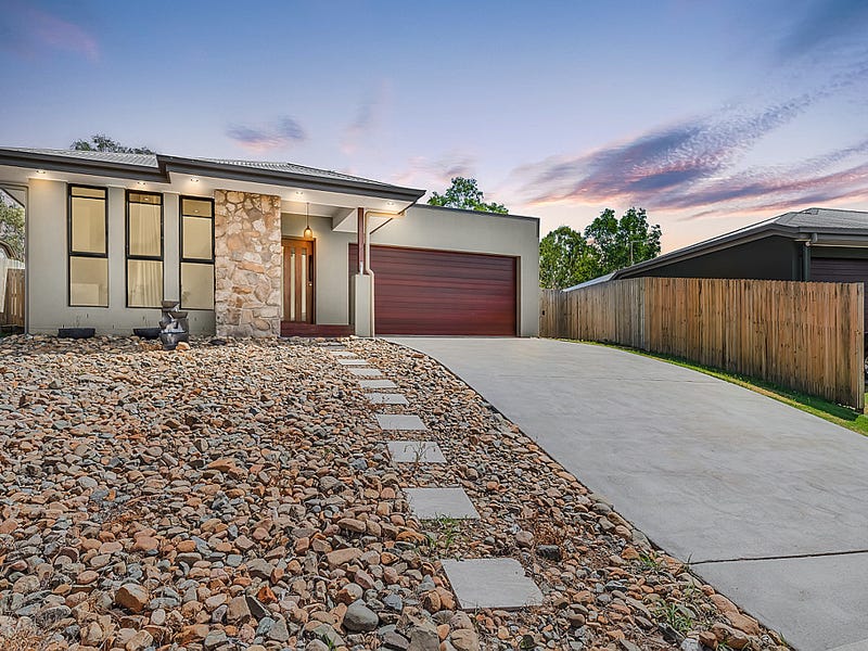 52 Trader Crescent, Cannonvale, Qld 4802 Property Details