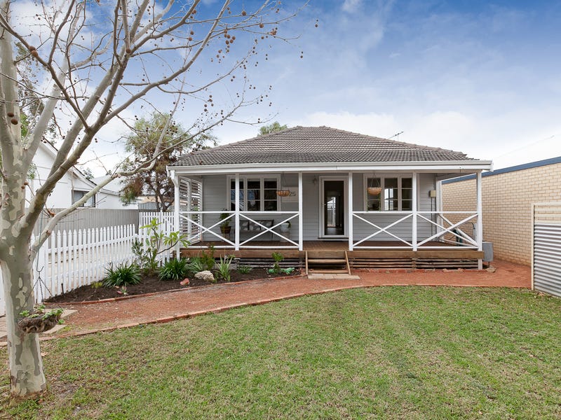 25 Cummins Street, Willagee, WA 6156 House for Sale