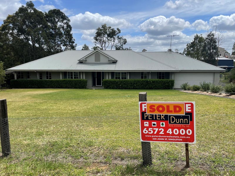 28 Llanrian Drive, Singleton, NSW 2330 Property Details