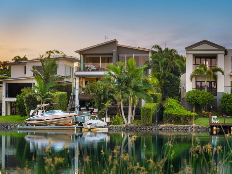 2 Lakelands Drive, Merrimac, Qld 4226 Property Details