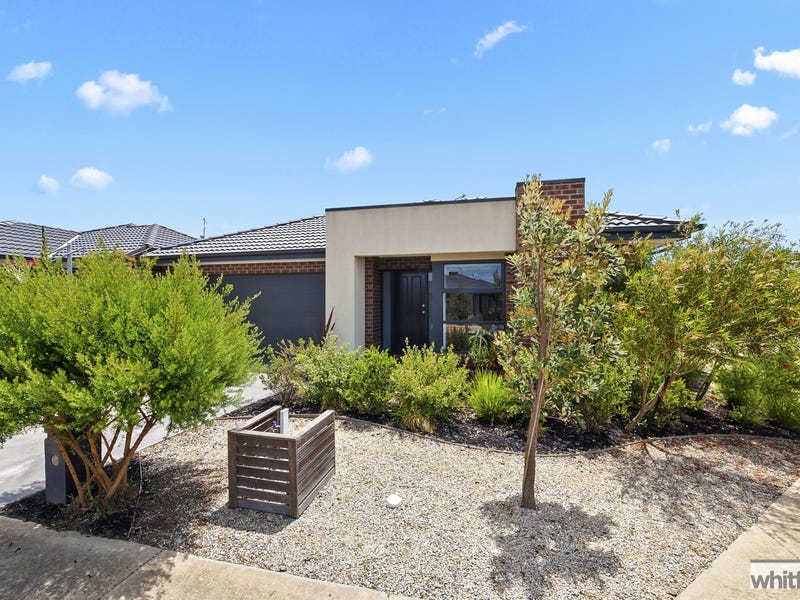 2 Burgess Avenue, Armstrong Creek, VIC 3217