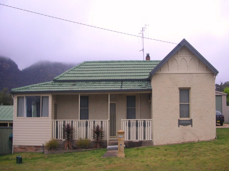 52 Dangar St, Kandos, NSW 2848 Property Details