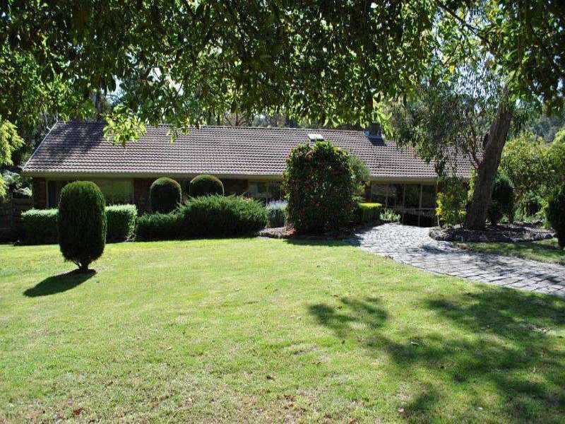 25 Mather Road, Mount Eliza, VIC 3930