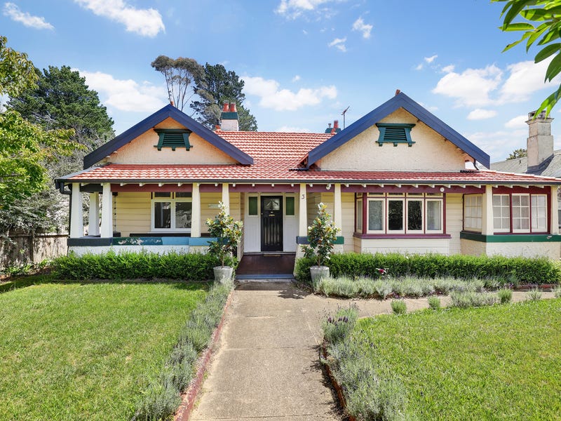 3 Darley Street, Katoomba, NSW 2780 Property Details