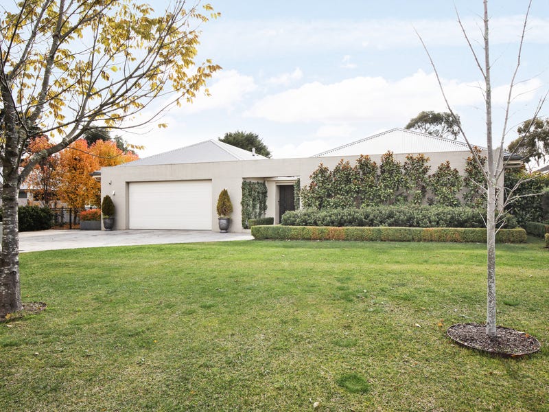 5 Nutfield Close, Woodend, VIC 3442