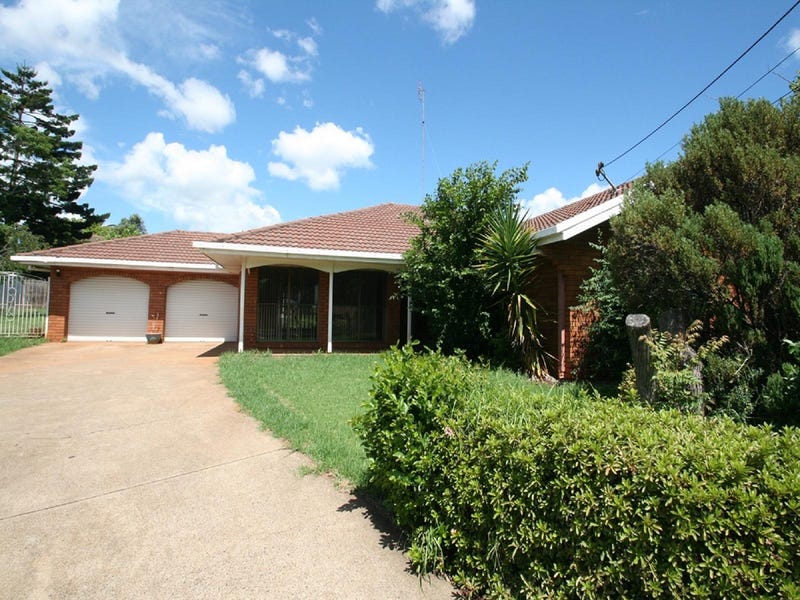 4 Azalea Court, Centenary Heights, QLD 4350