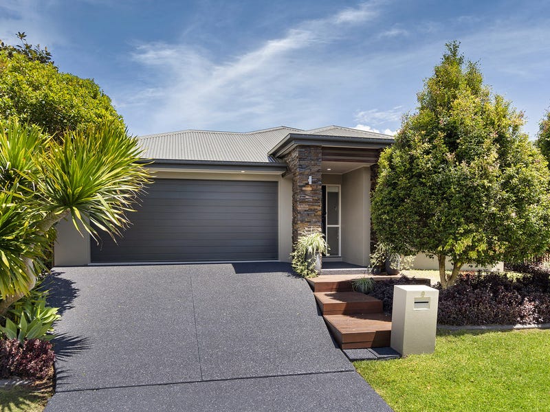 9 Homestead Circuit, Maudsland, Qld 4210 Property Details