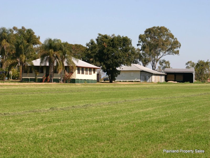 15 Lake Clarendon Road, Lake Clarendon, QLD 4343