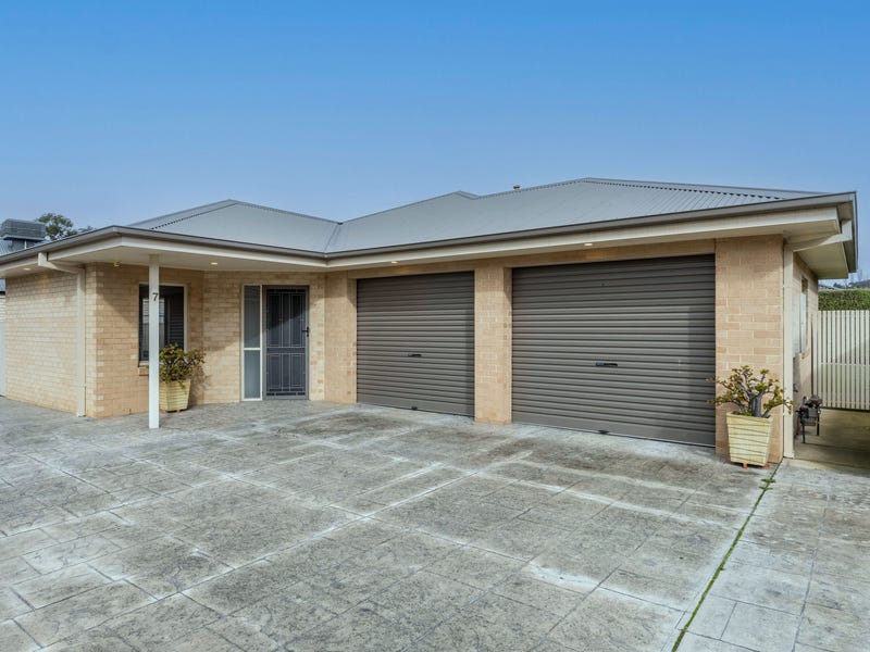 7 Bruno Place, Lavington, NSW 2641 House for Sale