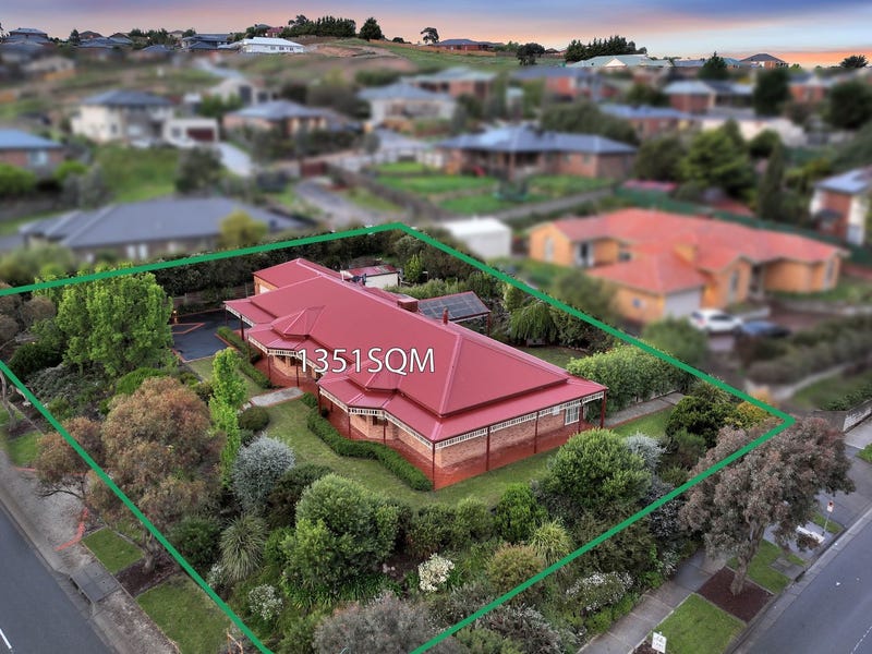 2 Bannon Avenue, Sunbury, Vic 3429 Property Details