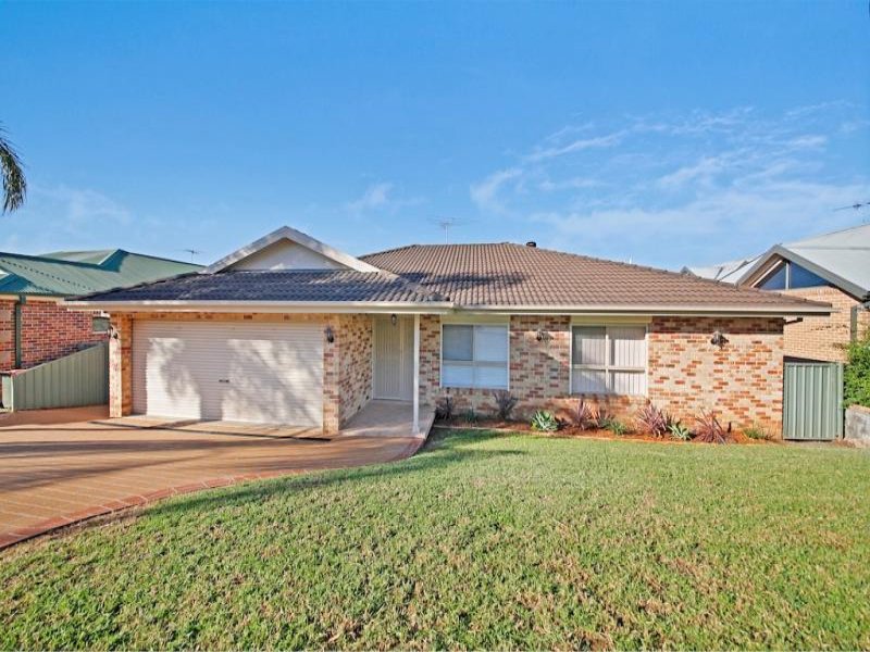 42 Claremont Circuit, Glen Alpine, NSW 2560