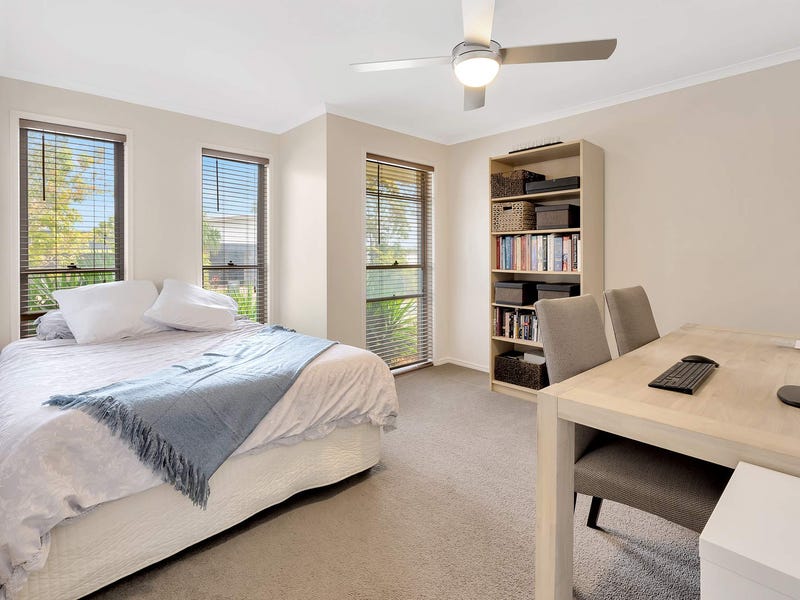 42 Peregrine Crescent, Coomera, Qld 4209 Property Details