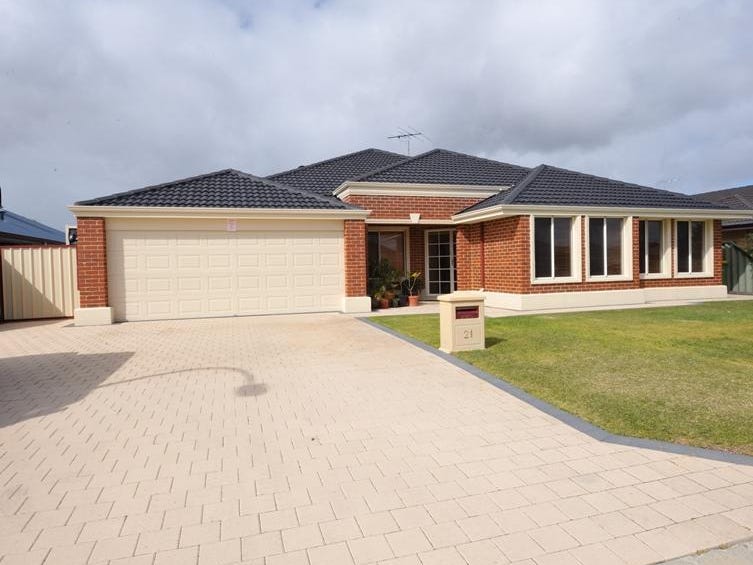 21 Corfu Pass, Port Kennedy, WA 6172
