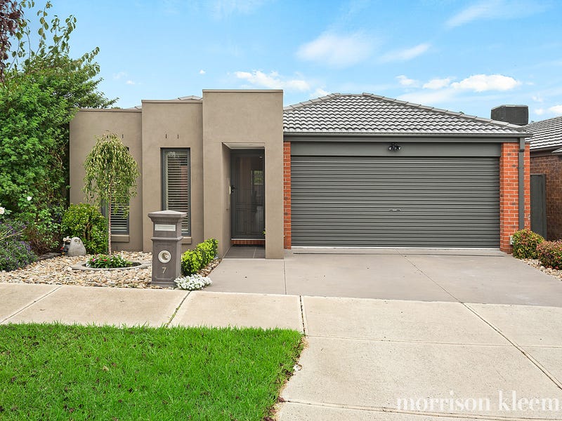 7 Petworth Close, Mernda, Vic 3754 Property Details