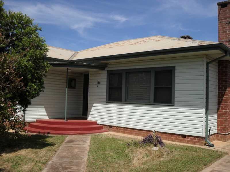 4 Herbert Street, Tumut, NSW 2720
