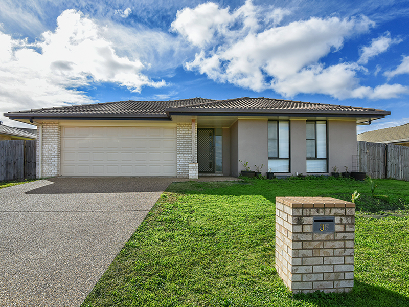 36 Newman Road, Wyreema, QLD 4352
