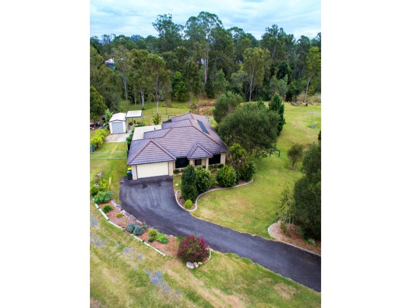 1 Cosgrove Crt, Gleneagle, Qld 4285 Property Details