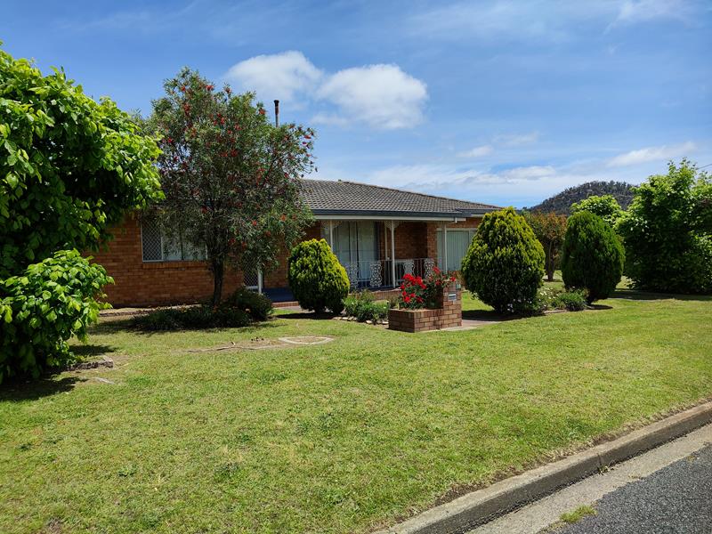 10 Archibald Street, Stanthorpe, Qld 4380