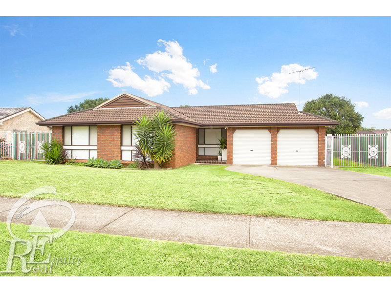 43 Banbury Cres, Chipping Norton, NSW 2170