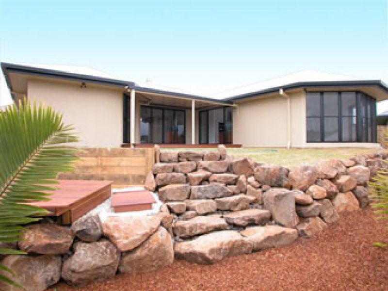 4 Gumtree Place, Bangalow, NSW 2479 Property Details