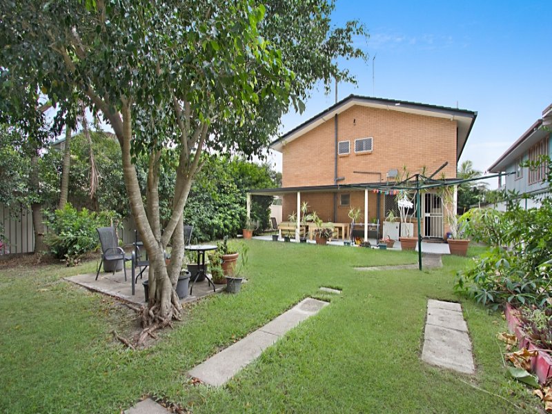 116 Muir Street, Labrador, Qld 4215 Property Details