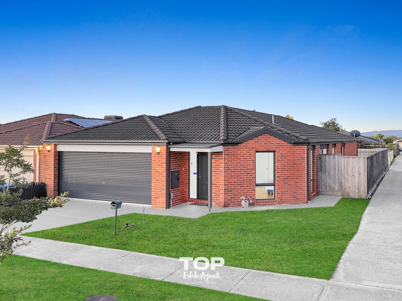 61 Golden Grove Drive, Narre Warren South, VIC 3805