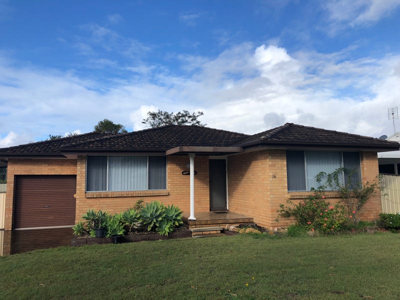 16 Braemar Road, Caves Beach, NSW 2281