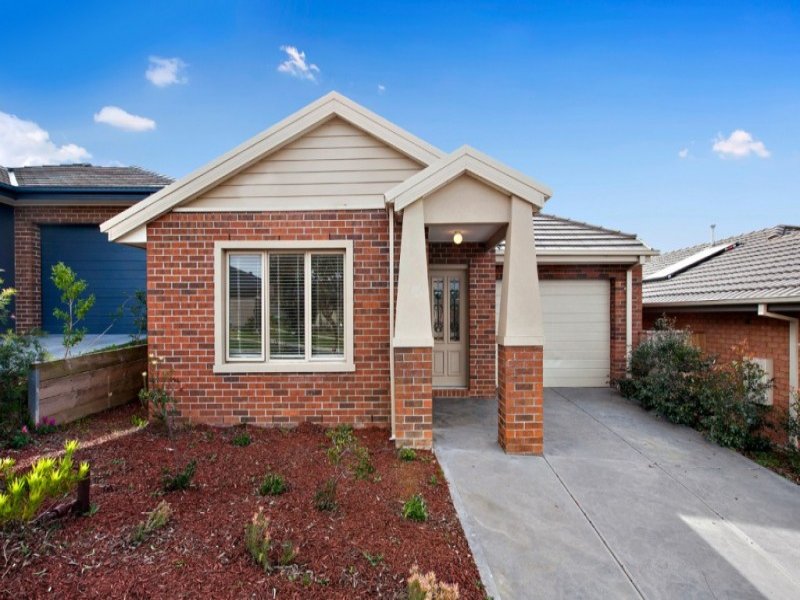 17 Mckenzie Way, Doreen, VIC 3754