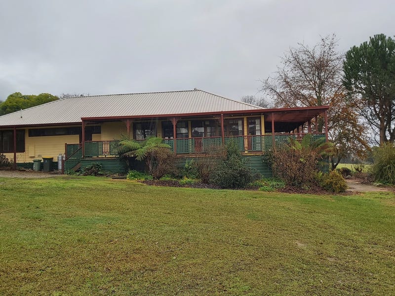 70 Kiewa Valley Highway, Tawonga, VIC 3697
