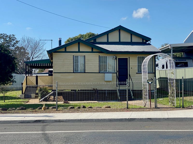 Houses for Sale in Oakey, QLD 4401