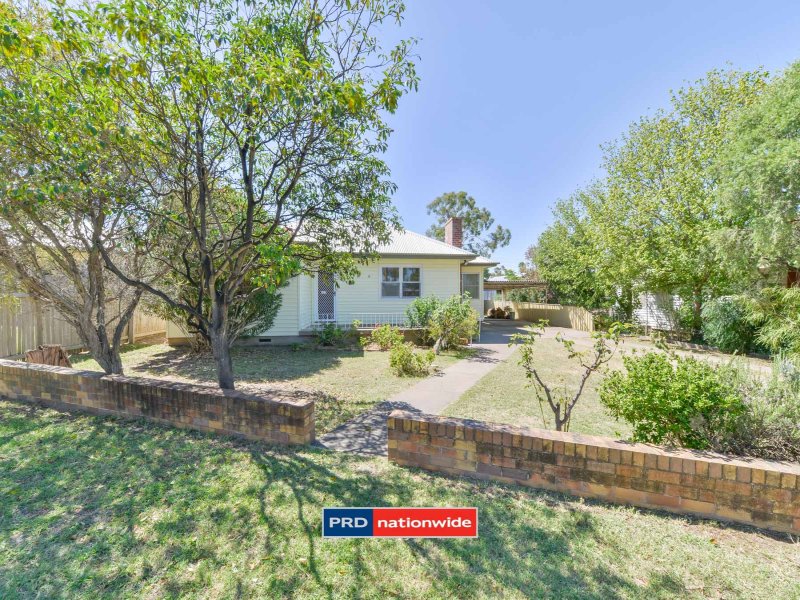 6 Baird Crescent, Tamworth, NSW 2340 Property Details